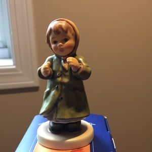 Hummel figurine